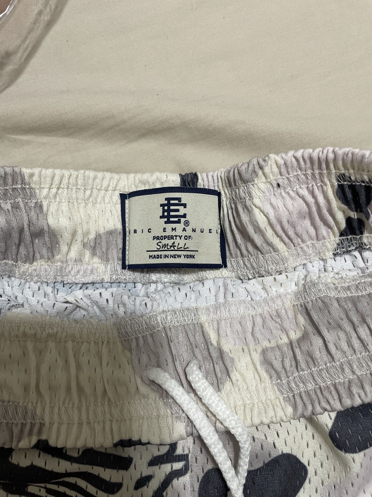 Mens EE Baggy Basketball Shorts – Eric Emanuel Black Mesh Shorts with Camo & Graphics