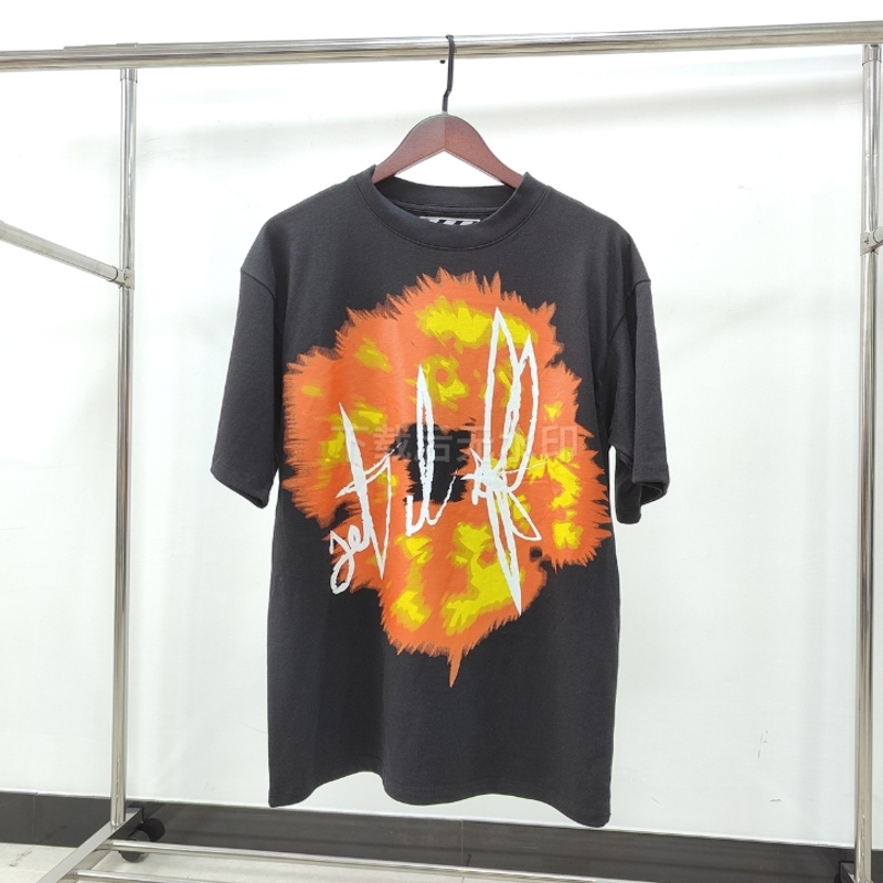 Denim Tears Graphic Print T-shirt – Express Yourself in Style