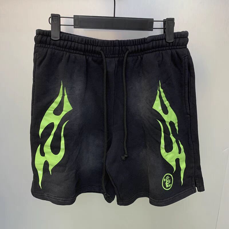 Hellstar Casual Loose Fit Shorts with Logo Print – Trendy Summer Wear