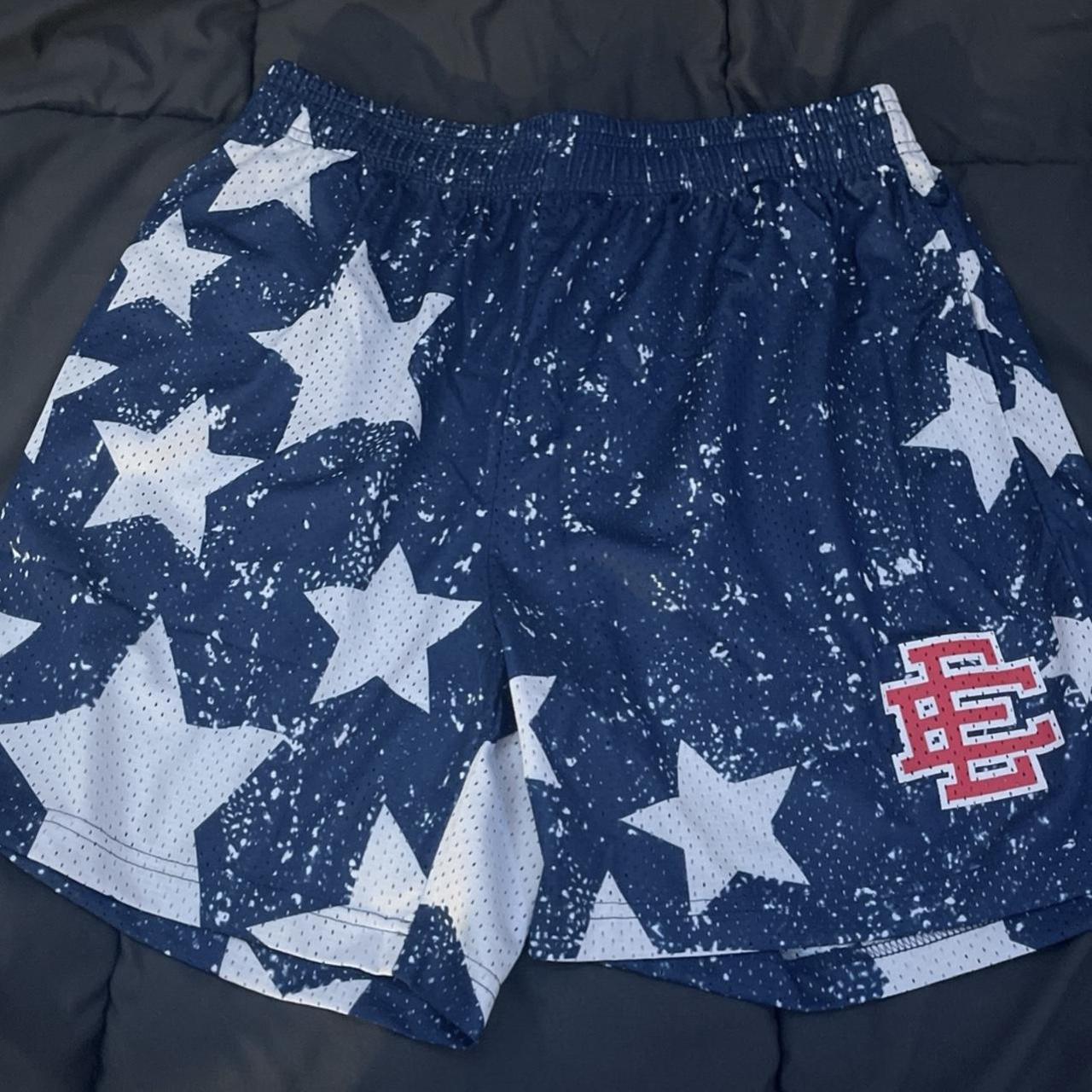 Eric Emanuel EE Mesh Shorts – Bold Style, Perfect Comfort. Ideal for Basketball and Streetwear.