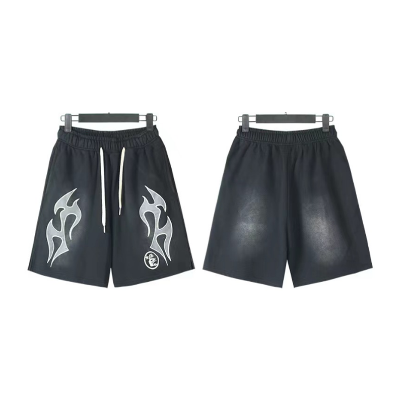 Hellstar DriftMode Shorts – Laid-Back Street Style with Lightweight Fabric