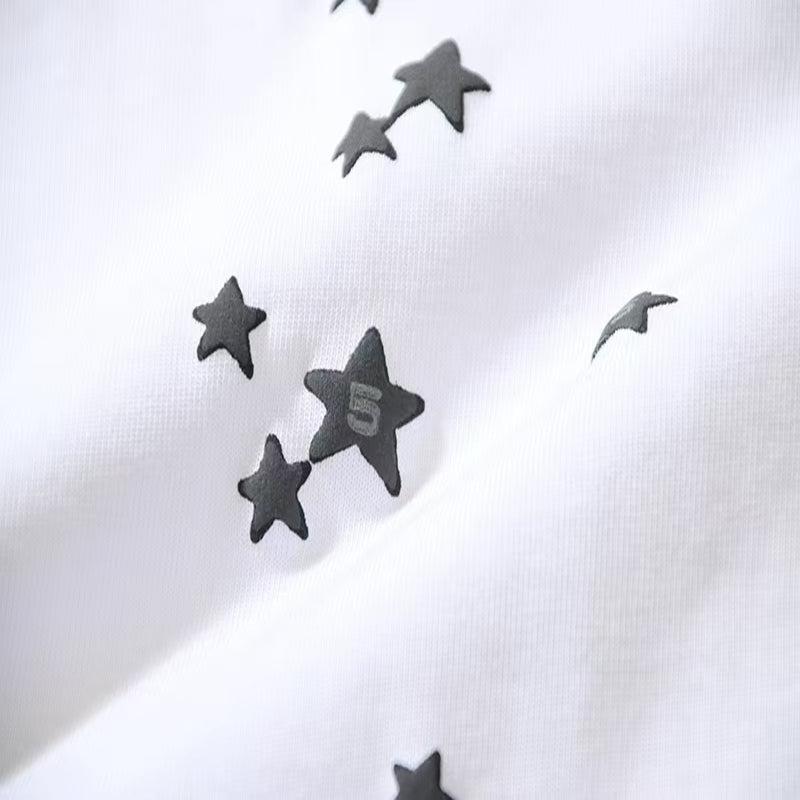 Spider T-shirt – Classic White Streetwear with Tiny Logo