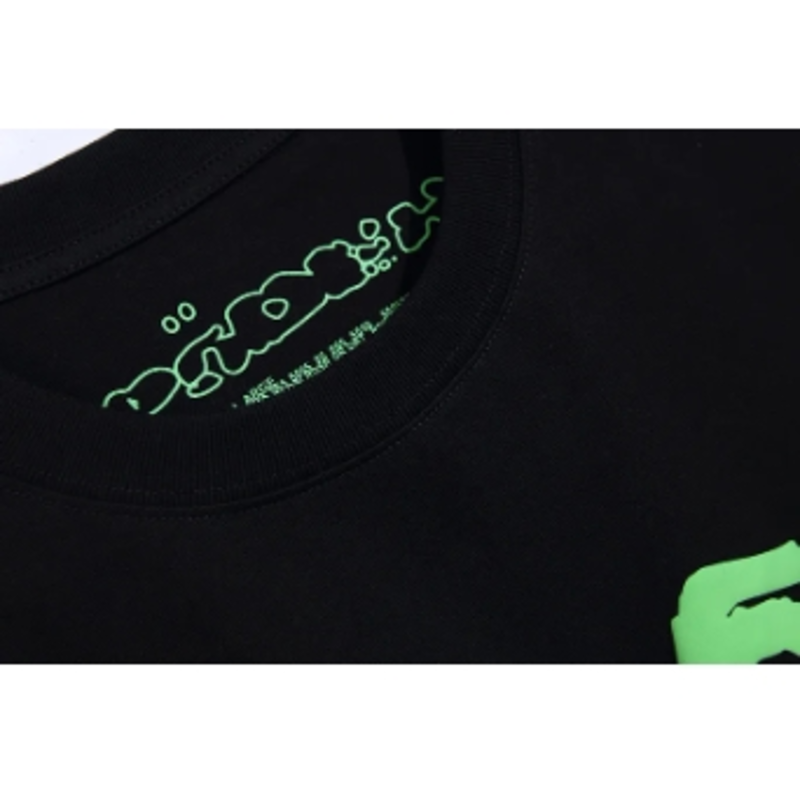 Spider Minimalist Comfortable T-Shirt, Versatile Style for Everyday Wear