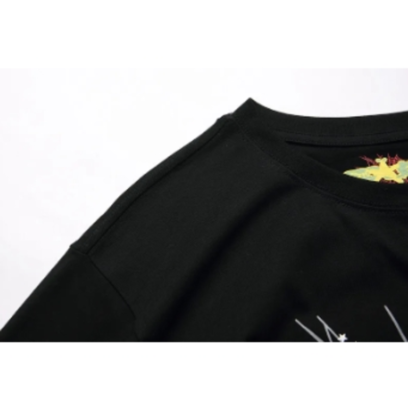 Spider Black Graffiti Style T-Shirt, Street Fashion, Stylish and Versatile