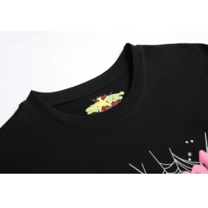 Spider Black Graffiti Style T-Shirt, Street Fashion, Stylish and Versatile